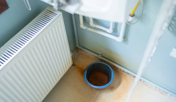 Best Water damage restoration process  in Commerce, CA