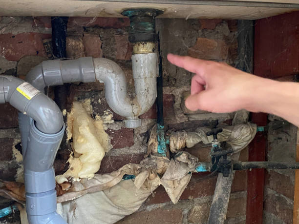 Best Basement water damage restoration  in Commerce, CA